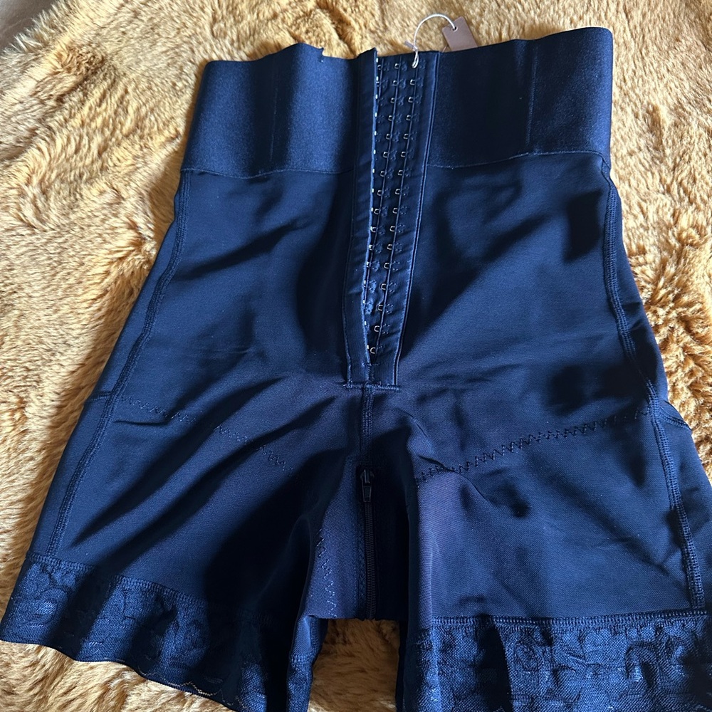 Shapelx shorts